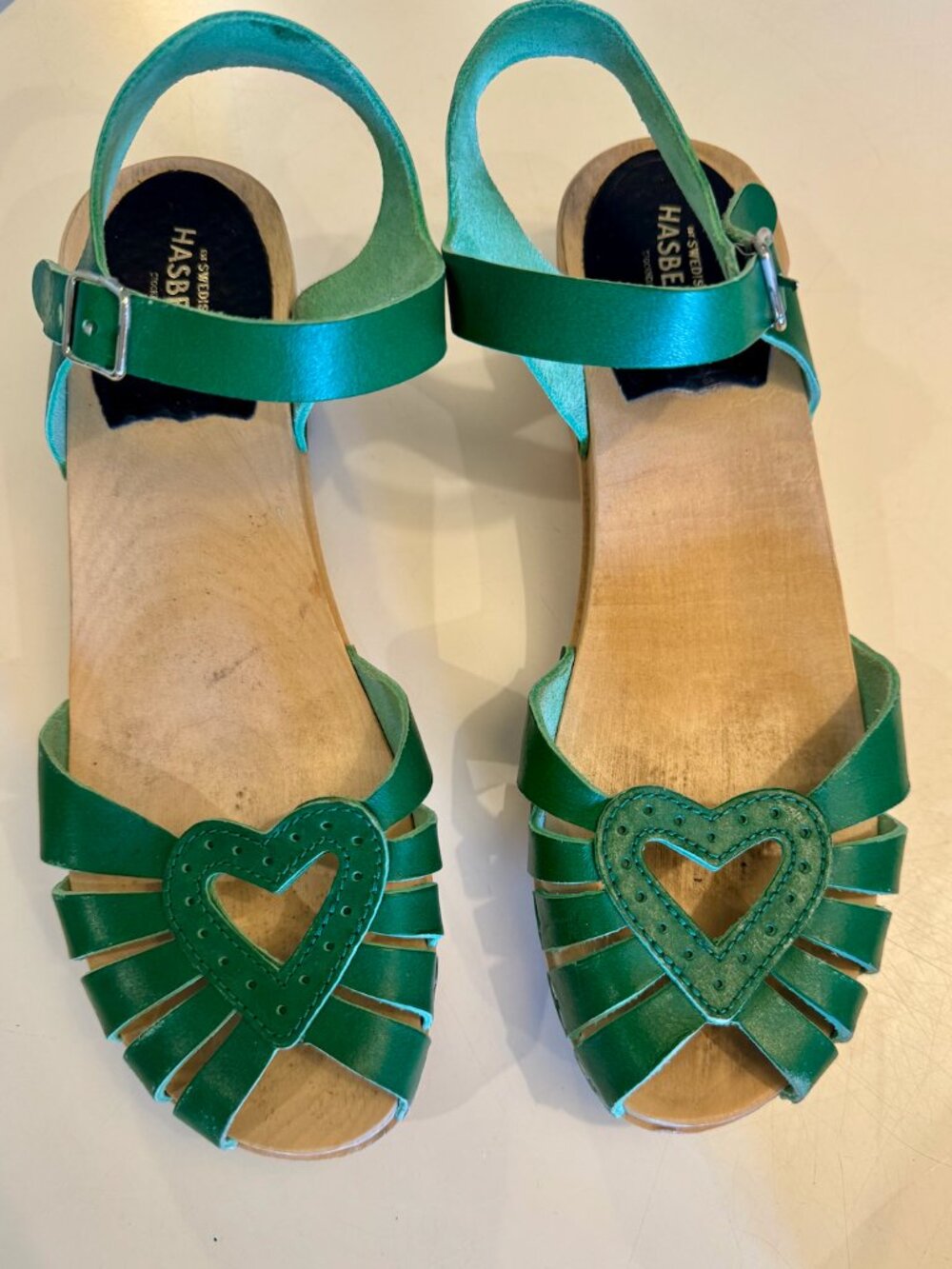 Swedish Hasbeens Green Heart Medallion Clog Sandals Size 38